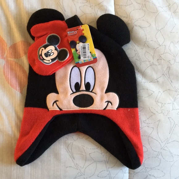 Disney Other - Mickey Mouse Hat & Glove Set